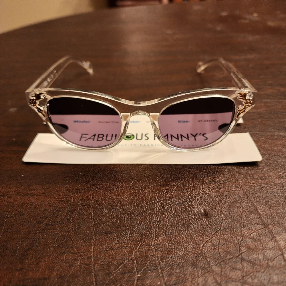 Superior quality gorgeous clear frame Retro 